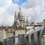 Charming Two-Room Apartment 44 M2