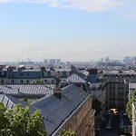 Charming Two-Room Apartment 44 M2
